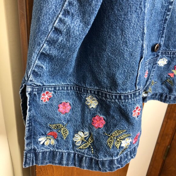 Vintage Denim Button-Up Shirt Embroidered Floral Hem Short Sleeves Size 22W  3X - Picture 4 of 11